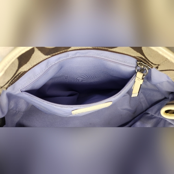 Coach Daisy Signature tote bag - Picture 9 of 16